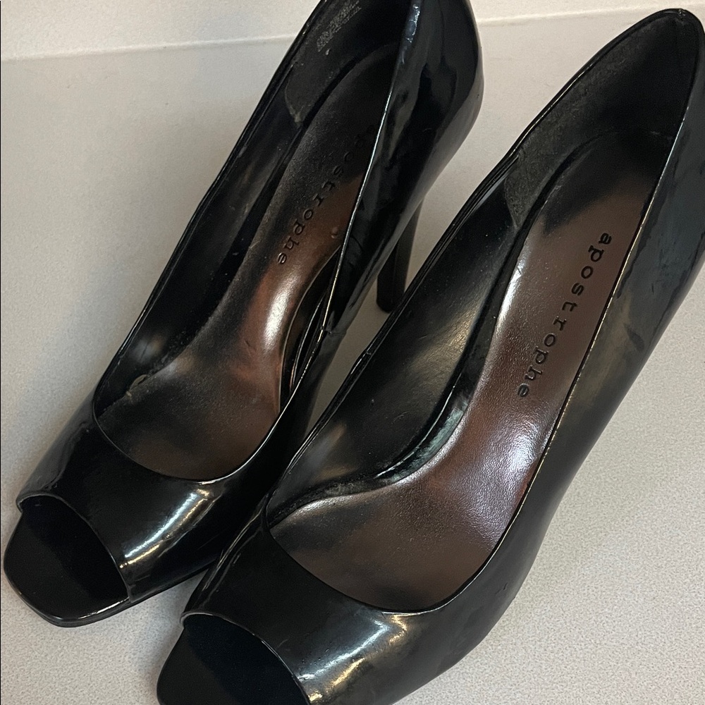 Apostrophe Glossy Black Peep-Toe Heels